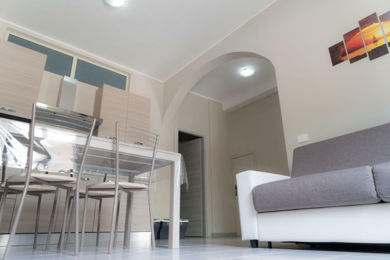 Casa Vacanza “Grigio Perla” Villa Pachino Buitenkant foto