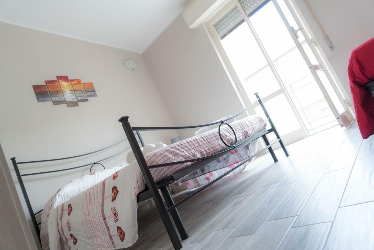 Casa Vacanza “Grigio Perla” Villa Pachino Buitenkant foto