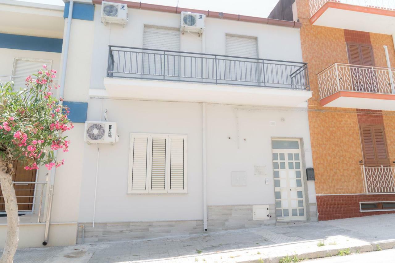 Casa Vacanza “Grigio Perla” Villa Pachino Buitenkant foto